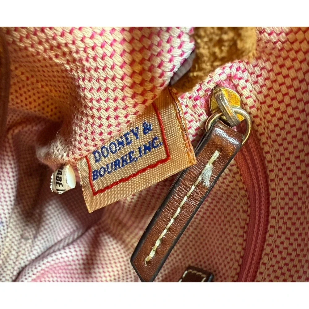 VTG Dooney and Bourke Y2K‎ Letter Carrier Signature Monogram Crossbody Bag Purse - Picture 15 of 15